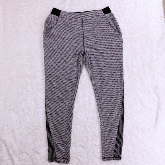 New! FREE PEOPLE Textured Knit Jogger Lounge Pants - Picture 3 of 8